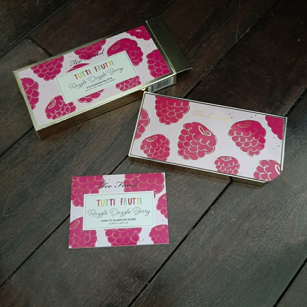 Too Faced Razzle Dazzle Berry Shadow Palette New